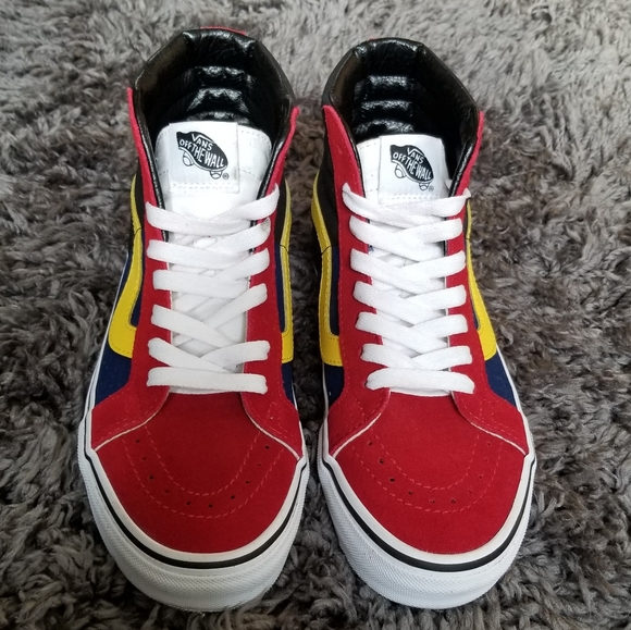 SOLD🖤Sk8-Hi Vans🖤 - Picture 3 of 7